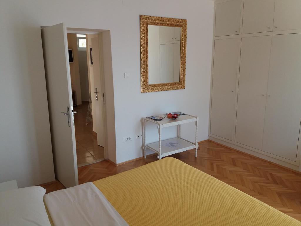Apartments Jakovic Brela Eksteriør billede