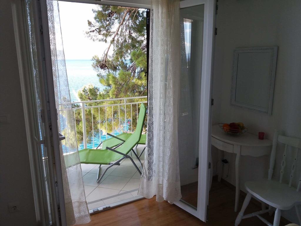 Apartments Jakovic Brela Eksteriør billede